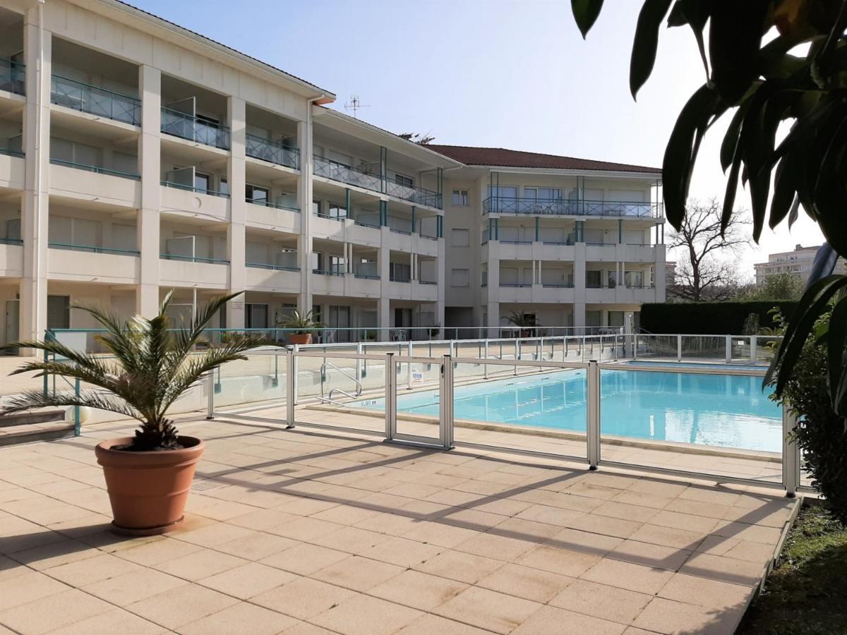 Appartement A Ciboure Avec Terrasse, Piscine Chauffee Et Parking - Ideal Golf Et Plage - Fr-1-239-551 Buitenkant foto