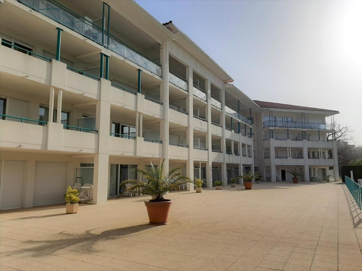 Appartement A Ciboure Avec Terrasse, Piscine Chauffee Et Parking - Ideal Golf Et Plage - Fr-1-239-551 Buitenkant foto